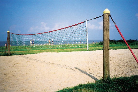 Huck Volleyballnetzanlage Antivandal mit Holzpfosten