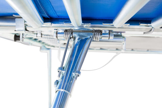 Eurotramp Trampolin Ultimate, Tuch aus 4x4 mm Nylonbändern, 80 mm Abdeckung faltbar, FIG-Zertifiziert mit 1 Paar Heberollständern