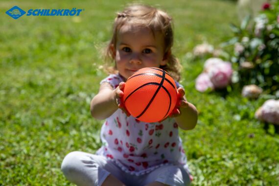 Schildkröt Funsport 3 in 1 Mini Balls Set, 1 Soccer-, 1 Basket-, 1 Football